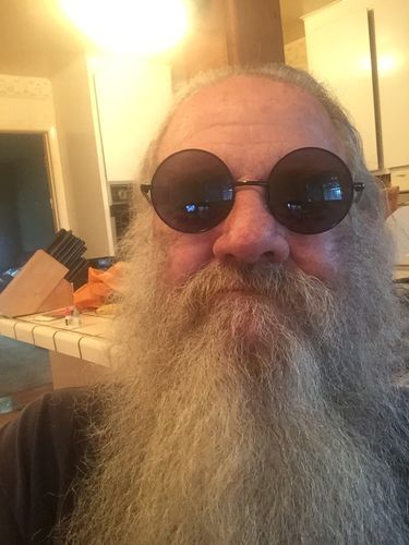 Customer photo review of Mary Kate Unisex Round Metal Sunglasses