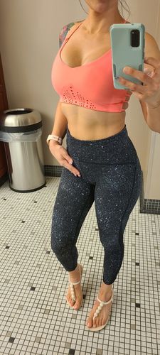 Customer photo review of Soffia Crop