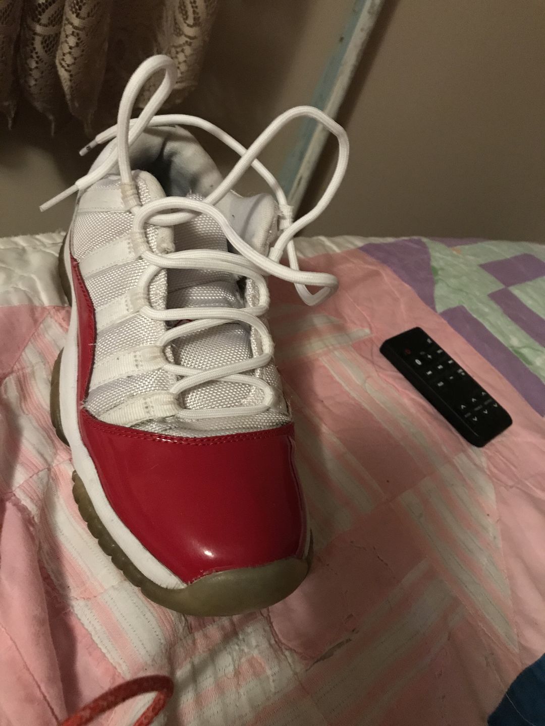 Customer photo review of Round Standard Shoe Laces - Solids
