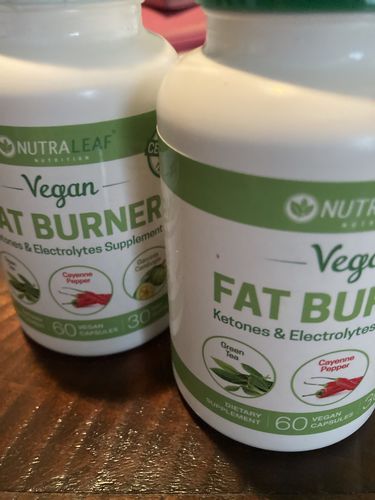 Customer photo review of NutraLeaf® Vegan Fat Burner