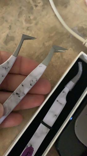 Customer photo review of BEGINNERS EYELASH TWEEZERS KIT: 5-IN-1 TWEEZERS