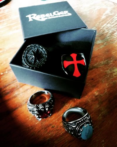 Customer photo review of Black Nautical Navigation Anchor Ring
