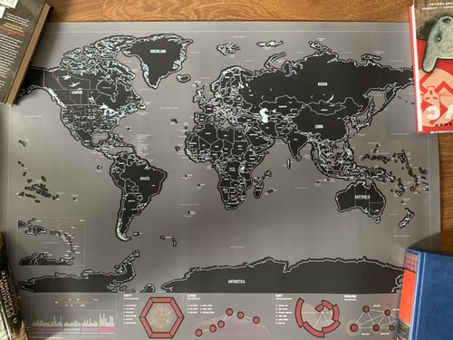 Customer photo review of Carte du Monde à Gratter Noire Grand Format