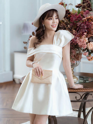 Customer photo review of ALAIA Mini Dress