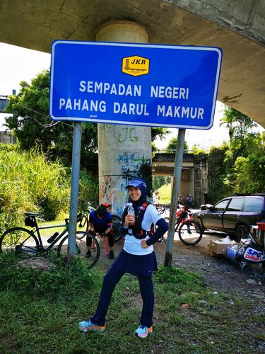 Customer photo review of Swift Skirt Pants