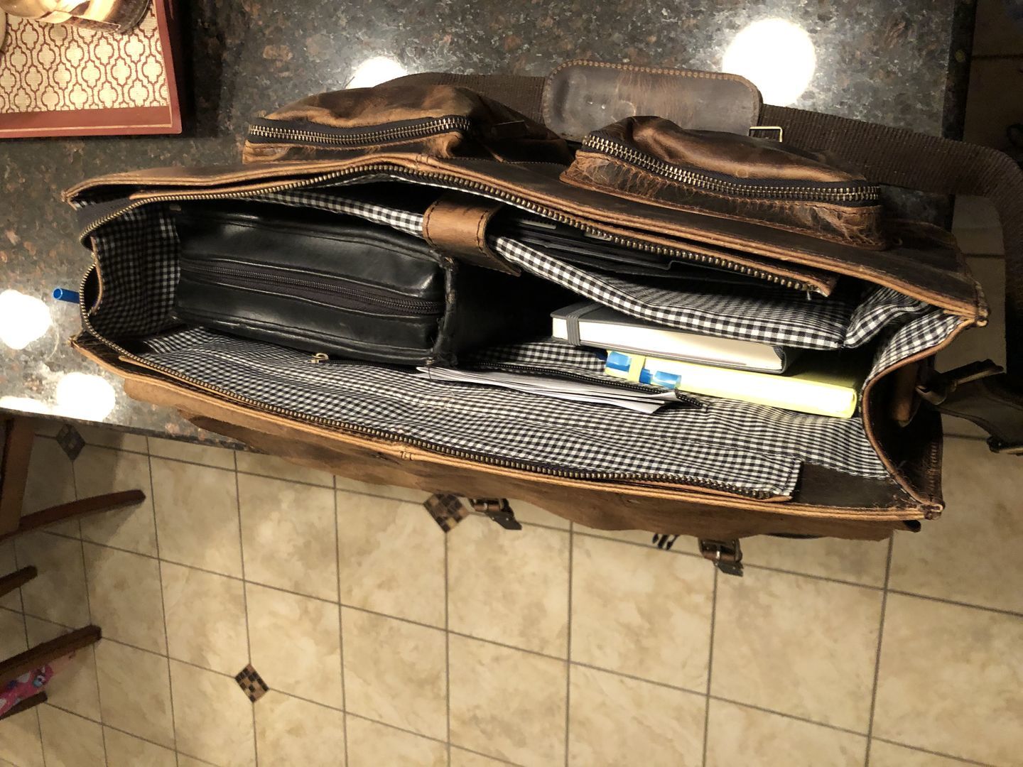 Customer photo review of Retro Buffalo Hunter Leather Laptop Messenger Bag