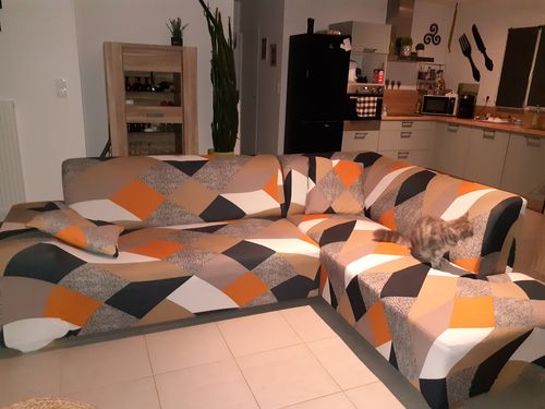Customer photo review of Modern - Housses Extensibles de Fauteuil et Canapé - La Maison des Housses
