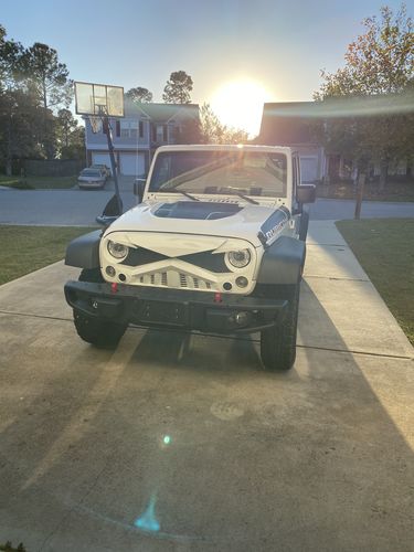 Customer photo review of Hawke Grille - White ( 07-18 Jeep Wrangler JK)