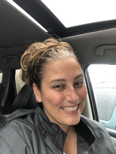 Customer photo review of JuvaBun Messy Bun