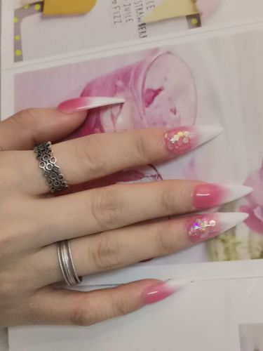 Customer photo review of The Seasonal Concertos 16 Color Nail Extension Gel Kit