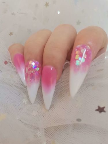Customer photo review of The Seasonal Concertos 16 Color Nail Extension Gel Kit