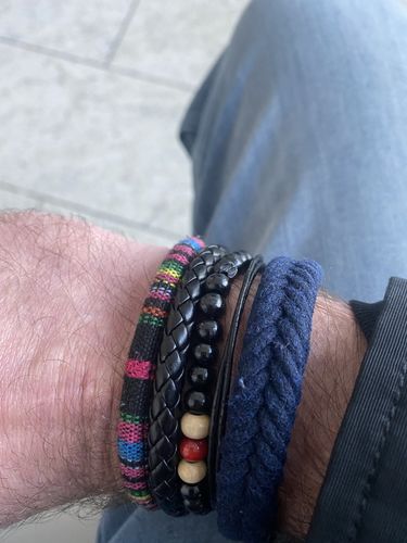 Customer photo review of Nyx-Armband