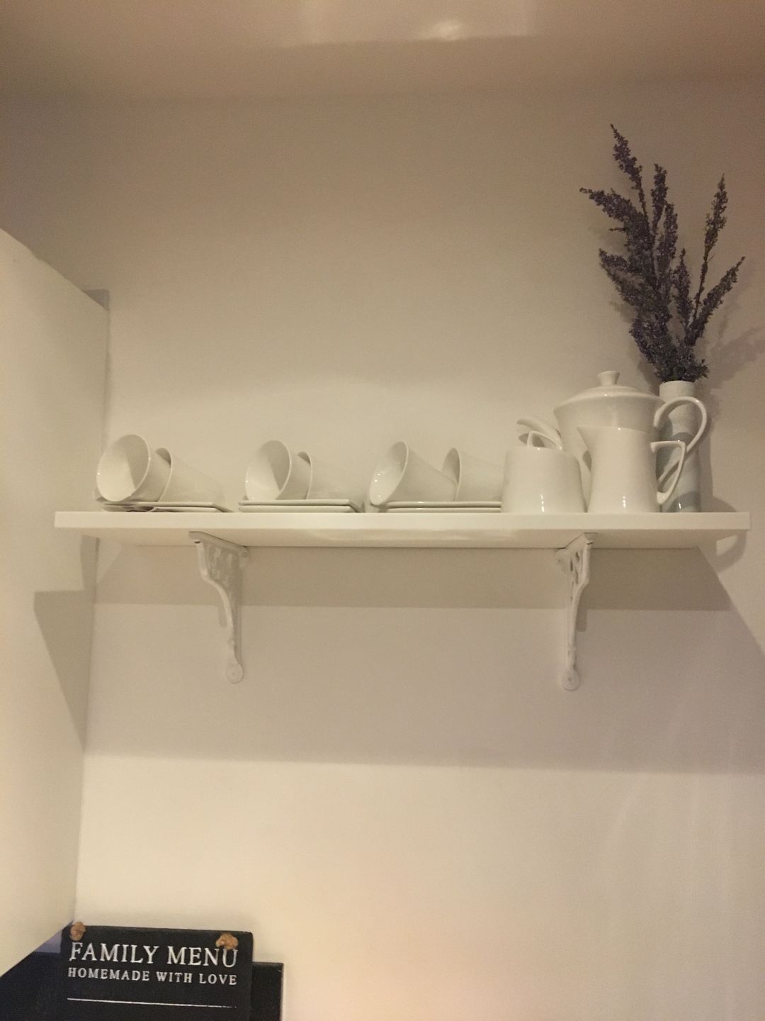 Customer photo review of 8 Inch Victorian Scroll Cast Iron Shelf Bracket