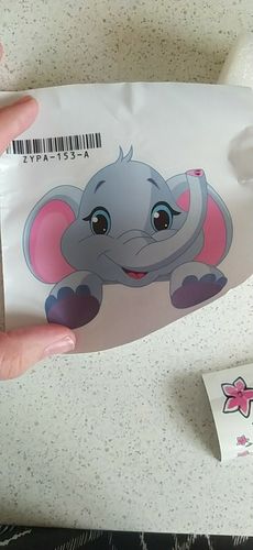 Customer photo review of Petit Stickers Éléphant