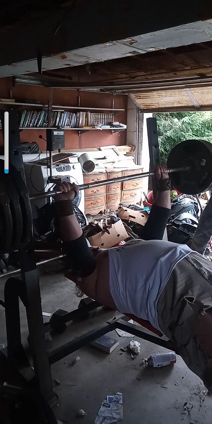 Customer photo review of Strength Shop Odin Elbow Sleeves - Triple Ply - Black