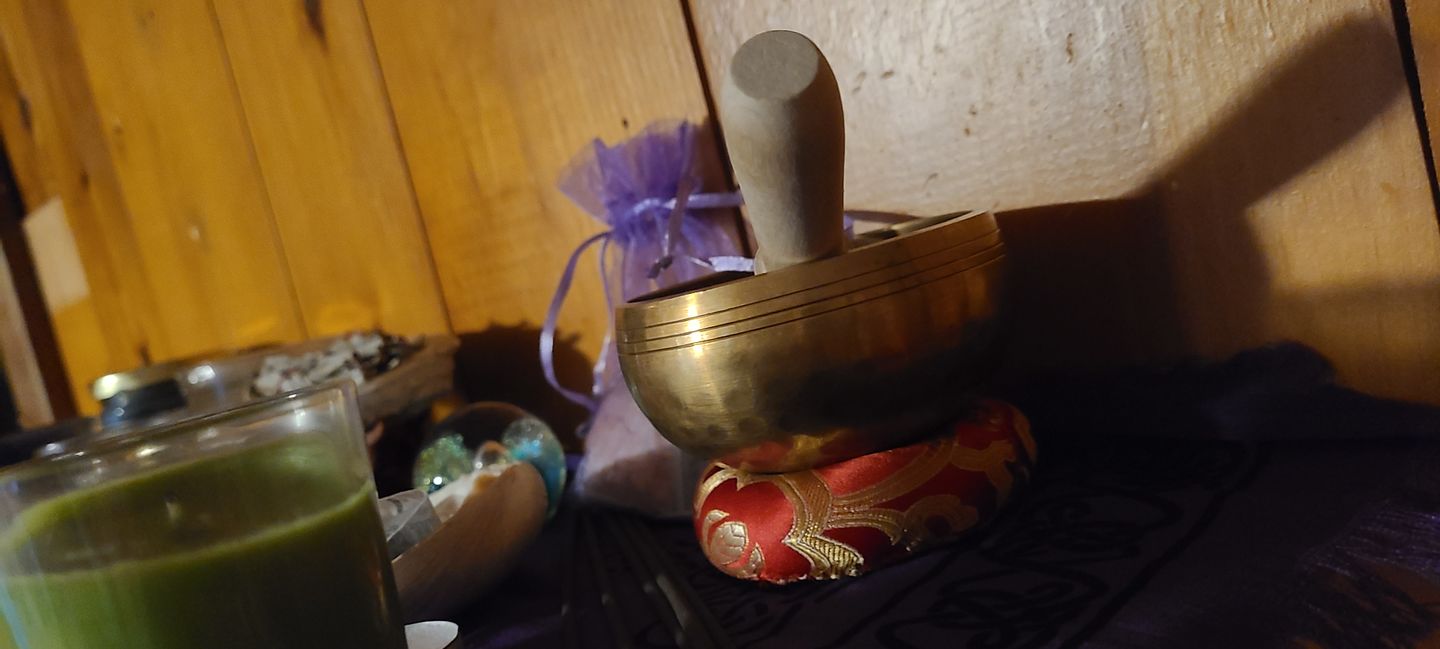 Customer photo review of Tibetan Meditation Singing Bowl