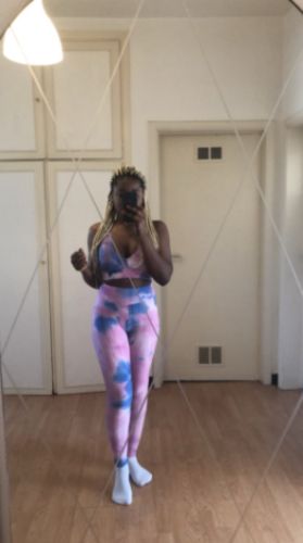 Customer photo review of GYMKARTEL® SUPPORTIVE SPORTS BRA - TIE-DYE PURPLE
