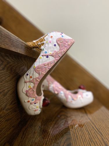 Customer photo review of Bake-A-Shoe Ice Cream 2.5" Heel