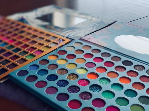 Customer photo review of The "WOW" Beauty Box