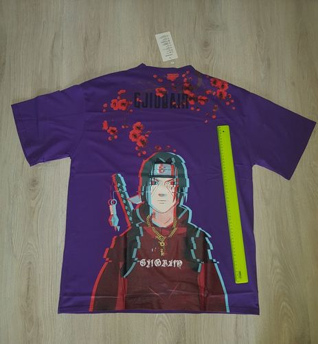 Customer photo review of Itachi Uchiha - Streetwear T-shirt