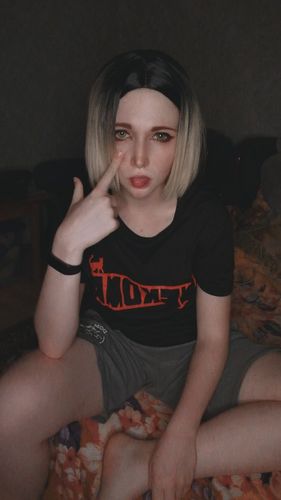 Customer photo review of Haikyuu- Nekoma Tee