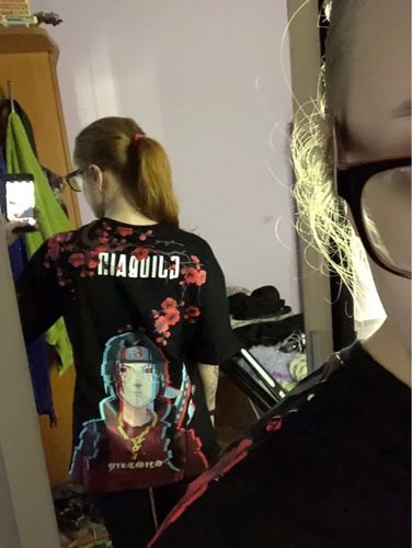 Customer photo review of Itachi Uchiha - Streetwear T-shirt