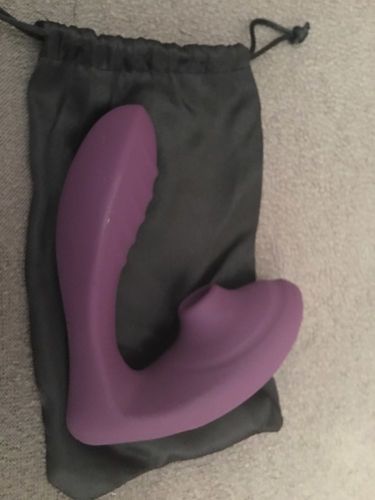 Customer photo review of Suctional Vibrator
