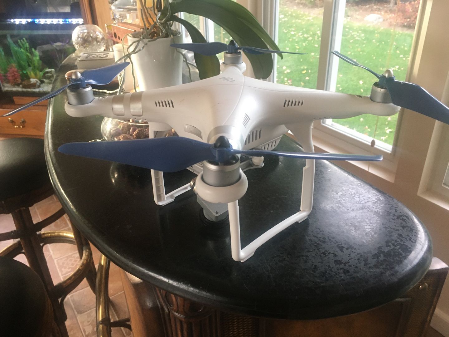 Customer photo review of DJI Phantom Built-in Nut Upgrade Propellers - MR PH 9.4x5 Set x4 Blue