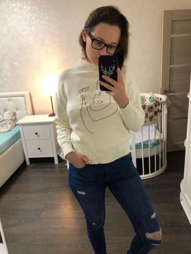Customer photo review of Embroidered line art face Sweater