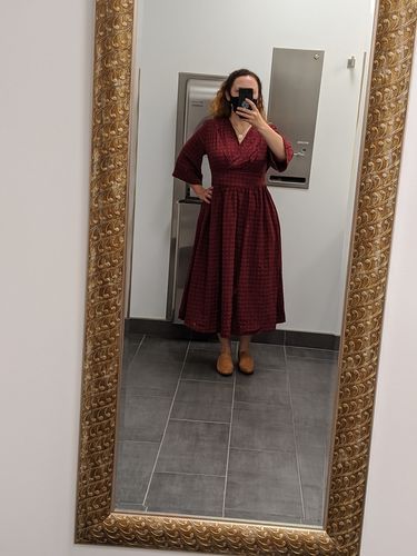 Customer photo review of Plus Size - Flare Sleeve Plaid Lacing V-neck Maxi Dress