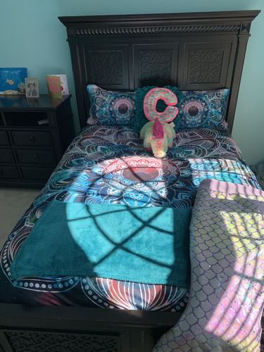 Customer photo review of Tie-dye Floral Mandala Pattern Bedding Set