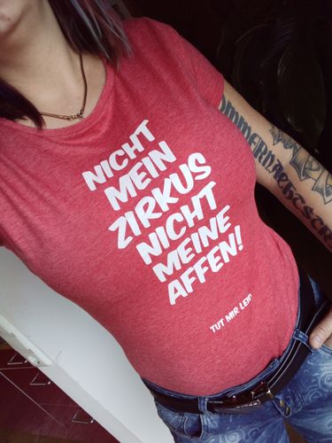 Customer photo review of Färbt sich schwarz - Nerven  - Herren Shirt