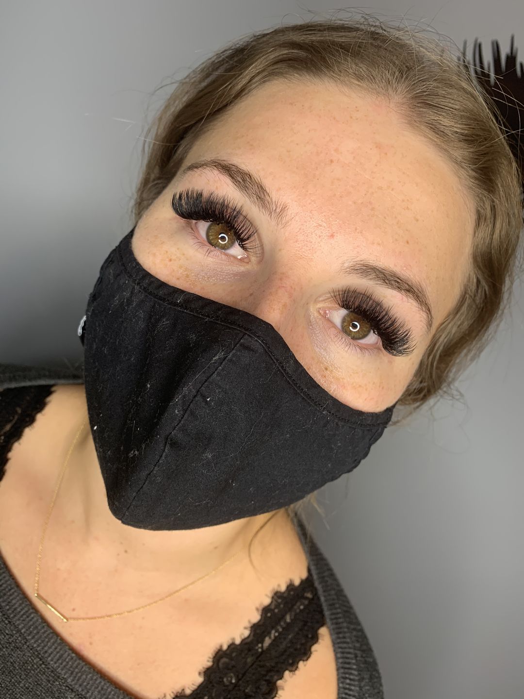 Customer photo review of Mar Preto Black Lash Adhesive