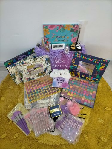 Customer photo review of Tropical Gift Box