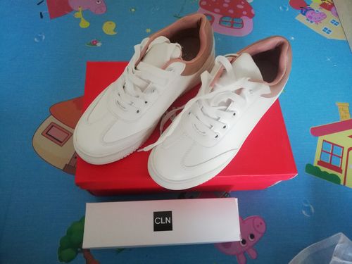 Customer photo review of Davao Flat Slip Ons