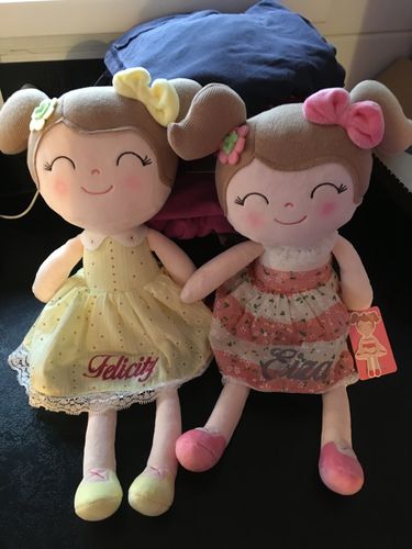 Customer photo review of Personalized Leyadoll (Yellow) with Gift Bag