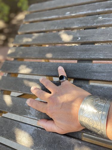 Customer photo review of BLACK SIGNET STONE RING