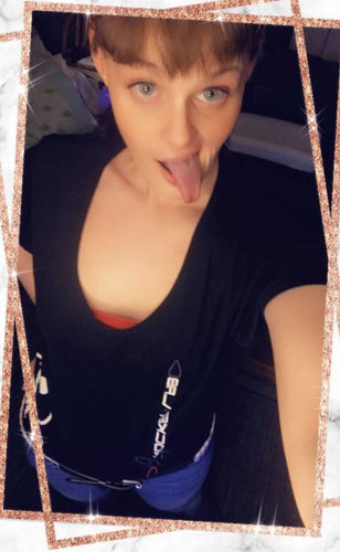 Customer photo review of [US Warehouse] Cherry Ocean Presription Contact Lenses