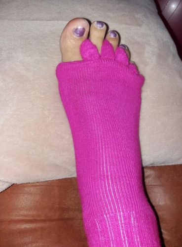 Customer photo review of ZEHENSPREIZER Socken - die sanfte Entspannung bei Hallux Valgus und Zehenfehlstellungen