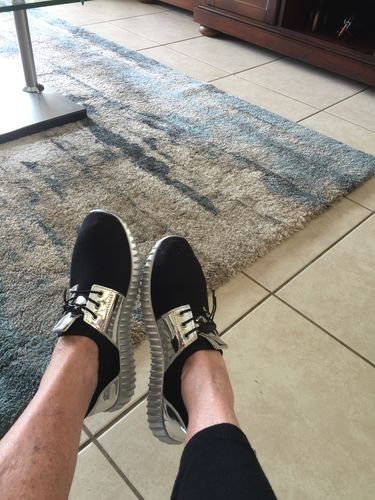Customer photo review of Astra Sneakers - Instant Foot Pain Relief