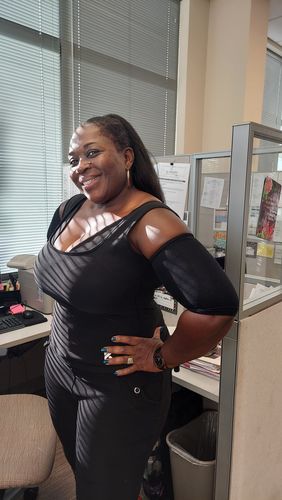 Customer photo review of Women's Heat Trapping Sweat Vest