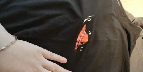Customer photo review of One piece - Luffy Streetwear Tee
