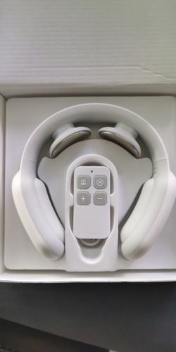 Customer photo review of Electric Wireless Smart Neck and Shoulder Massager with Pulse and Heat