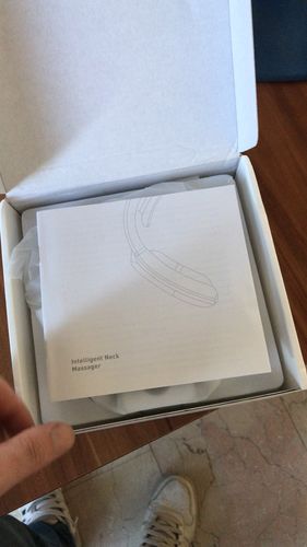 Customer photo review of Electric Wireless Smart Neck and Shoulder Massager with Pulse and Heat