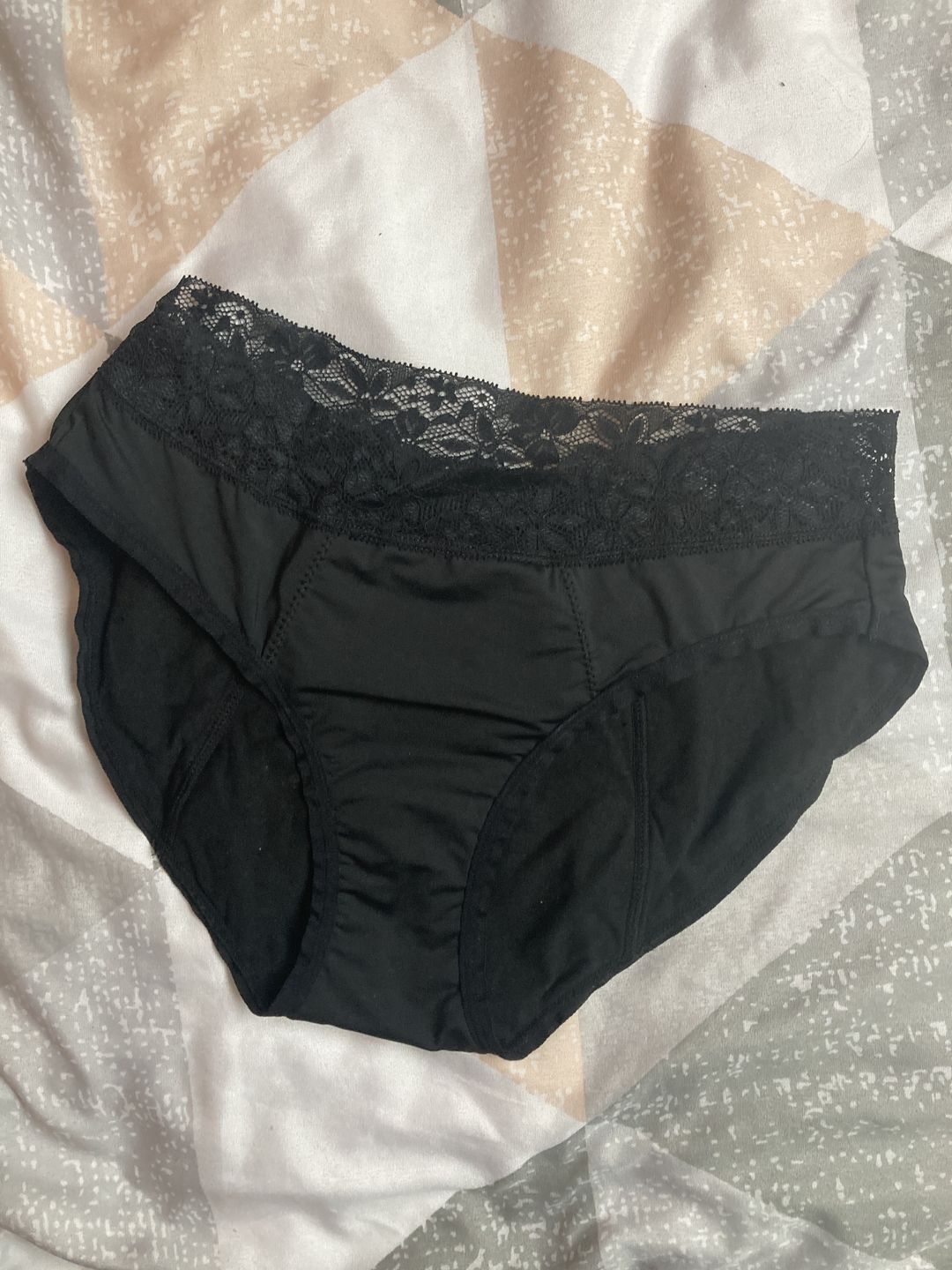 Customer photo review of Culotte Menstruelle Marianne (Lot de 3)