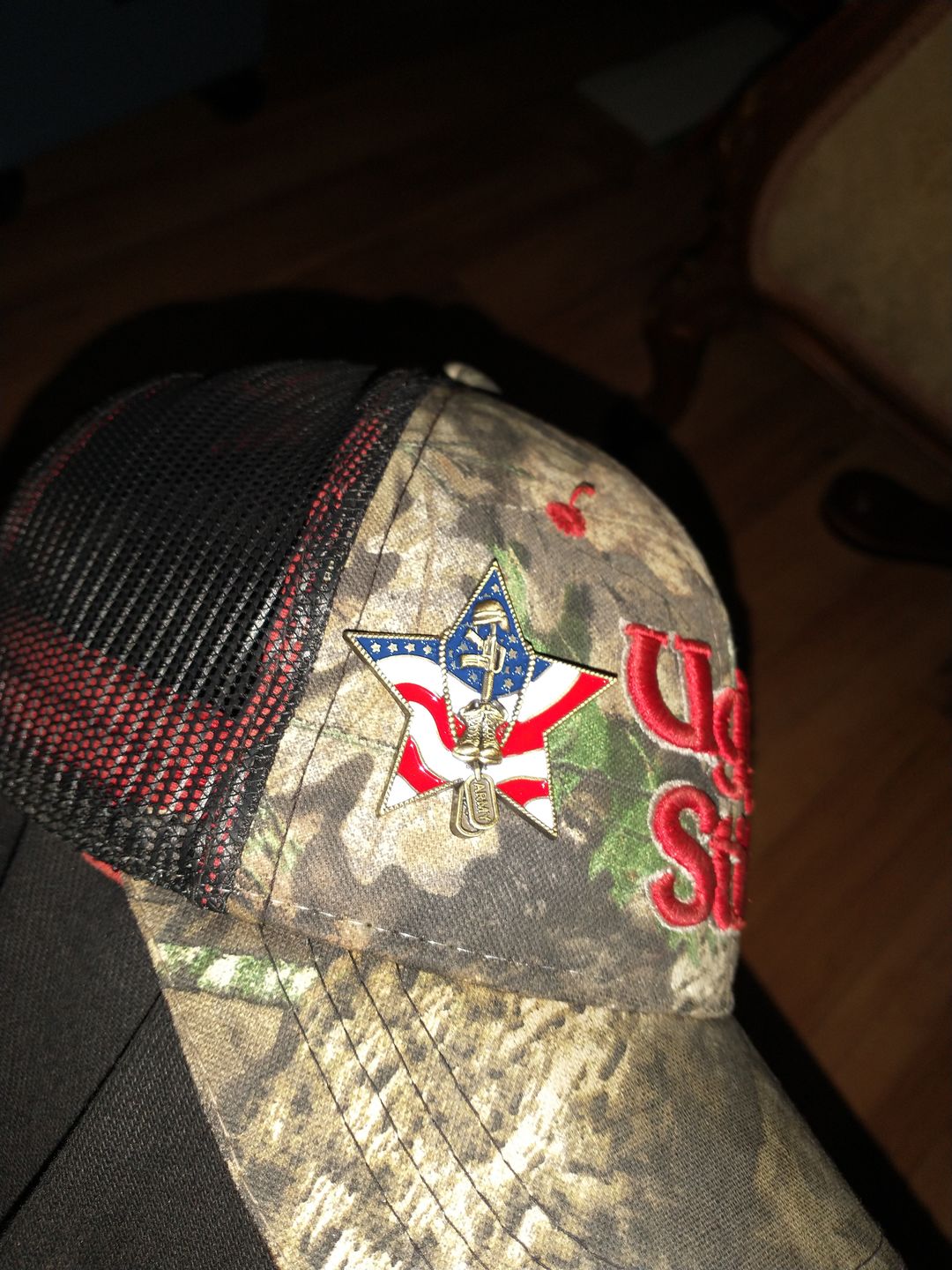 Customer photo review of US Army Veteran Pin
