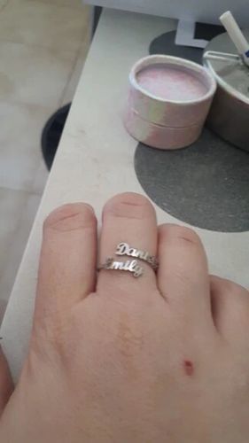 Customer photo review of LOANYA Ring mit zwei personalisierten Namen