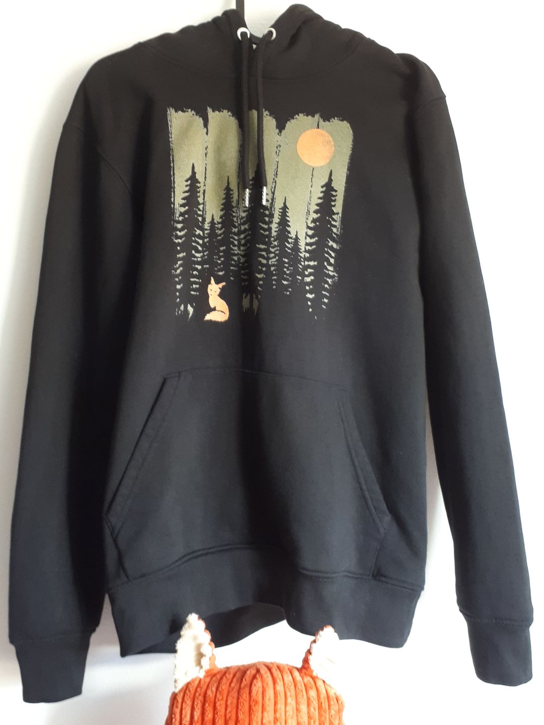 Customer photo review of FUCHS IM WALD KHAKI - Bio Unisex Hoodie (PREMIUM)