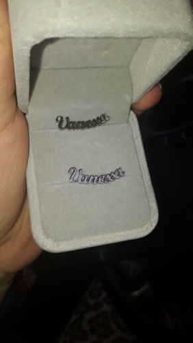 Customer photo review of LOANYA personalisierte Ohrringe