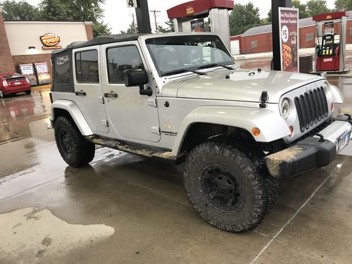 Customer photo review of Clip-in Mesh Grill Inserts - Matte Black (07-15 Jeep Wrangler JK)
